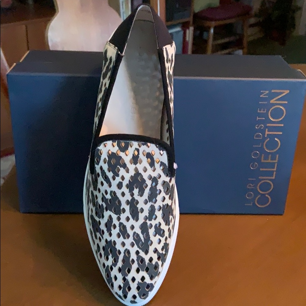 Lori Goldstein slip on sneakers NIB